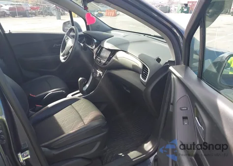 2022 Chevrolet Trax Awd Lt z USA, uszkodzony, nr VIN KL7CJPSM8NB557752